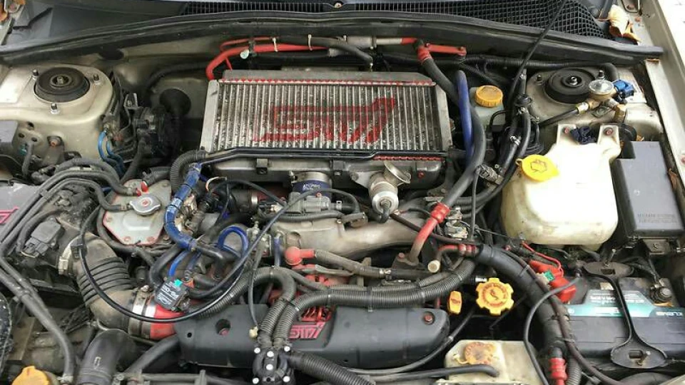 Subaru Forester Zolotoy 2.0 XT