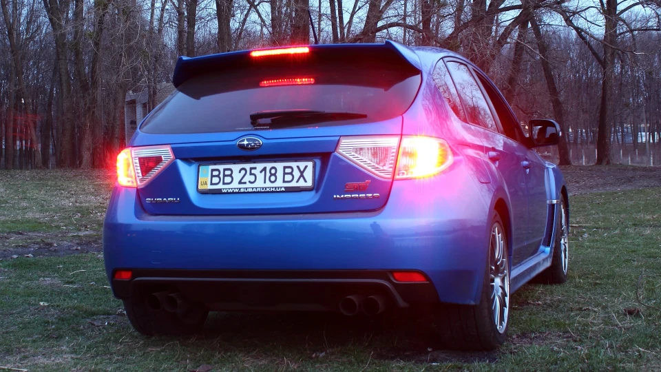 Subaru Impreza WRX STI 2