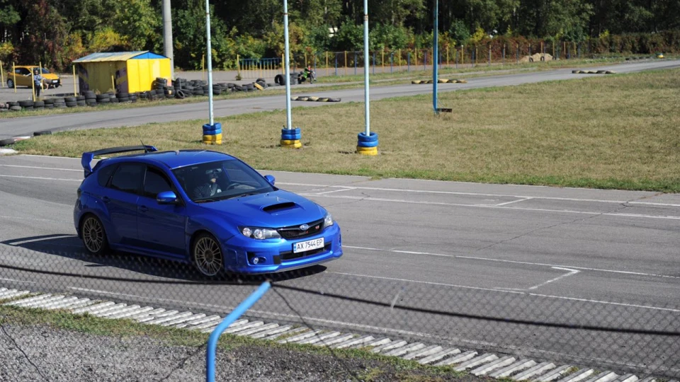 Subaru Impreza WRX STI 2
