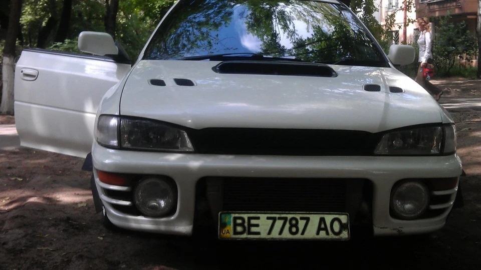 Subaru Impreza WRX STI White PoweR 3