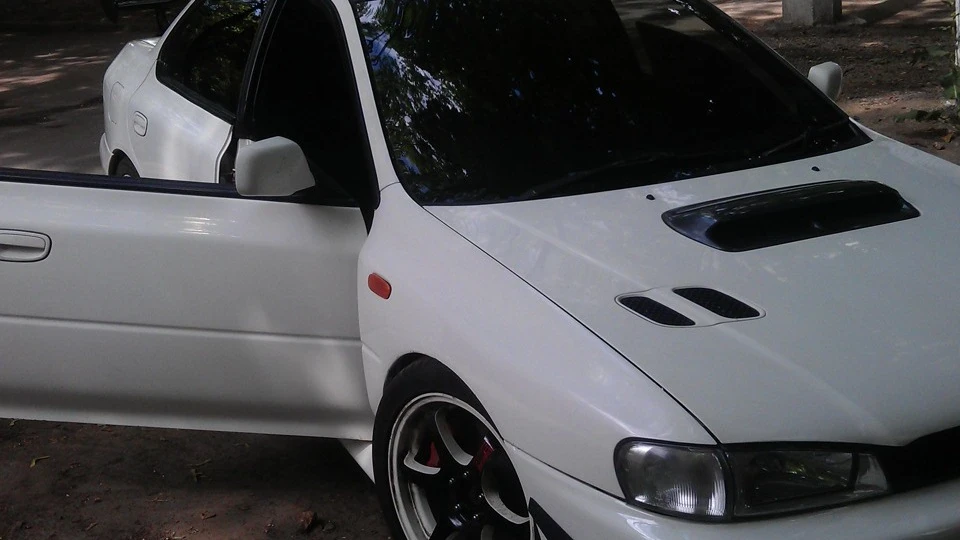 Subaru Impreza WRX STI White PoweR 4