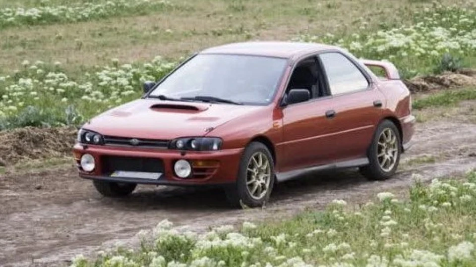 Subaru Impreza WRX 2.0 turbo =) 2
