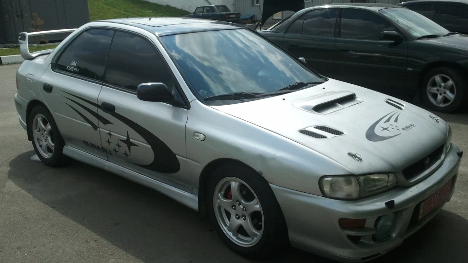 Subaru Impreza WRX грошовий пилососик) 2