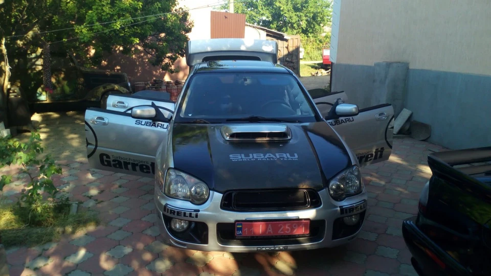 Subaru Impreza WRX Male)) 3