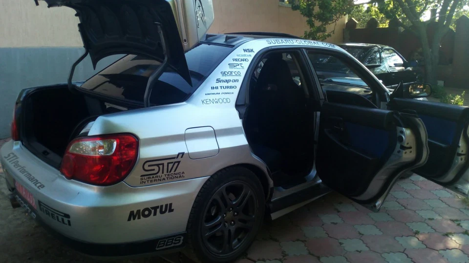 Subaru Impreza WRX Male)) 5