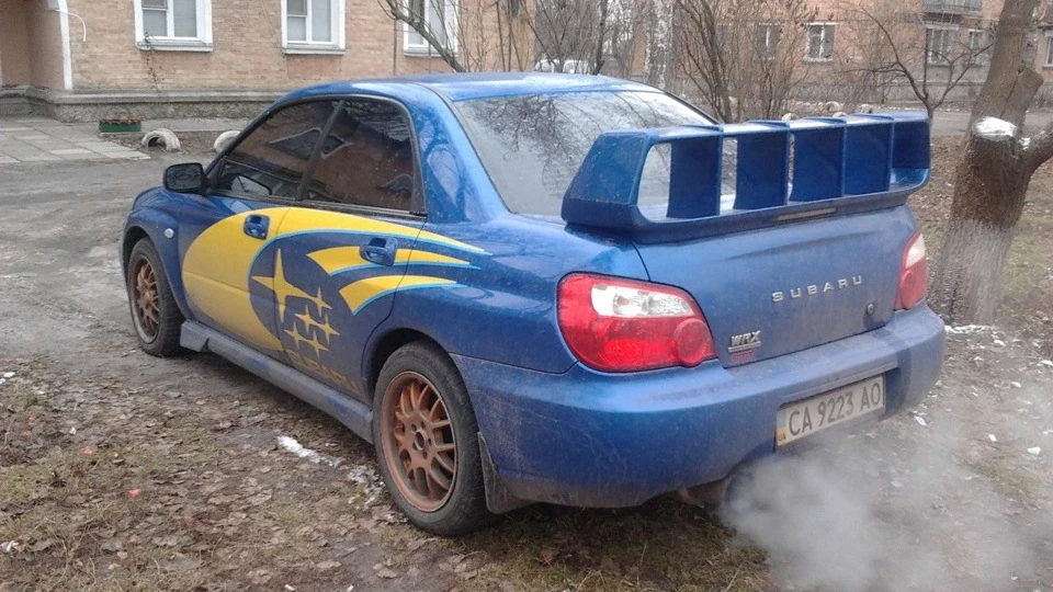 Subaru Impreza WRX ne STI no SUKA EDET