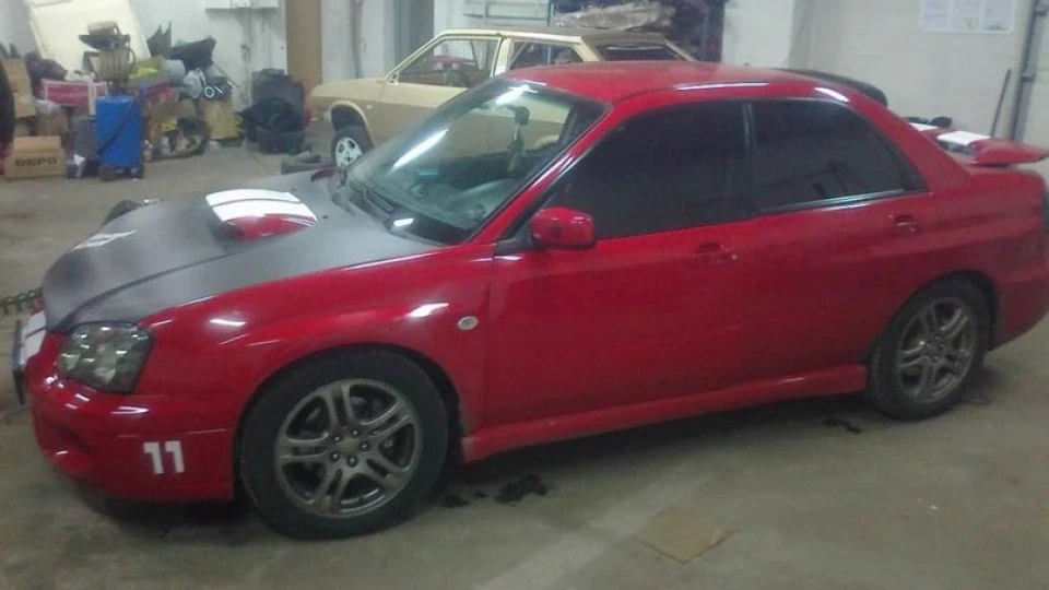 Subaru Impreza WRX Subaru сцуко Кrasnaя 3
