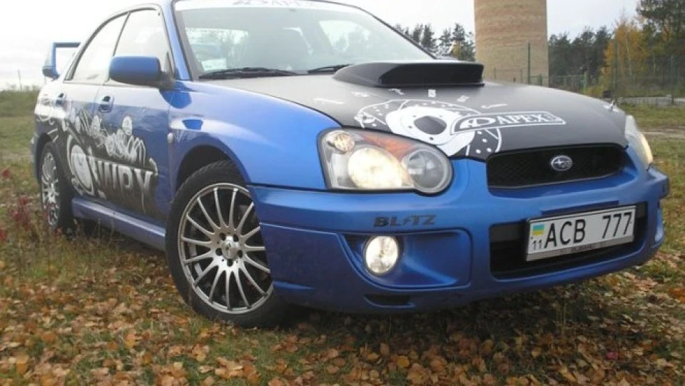Subaru Impreza WRX Сука швидка 3