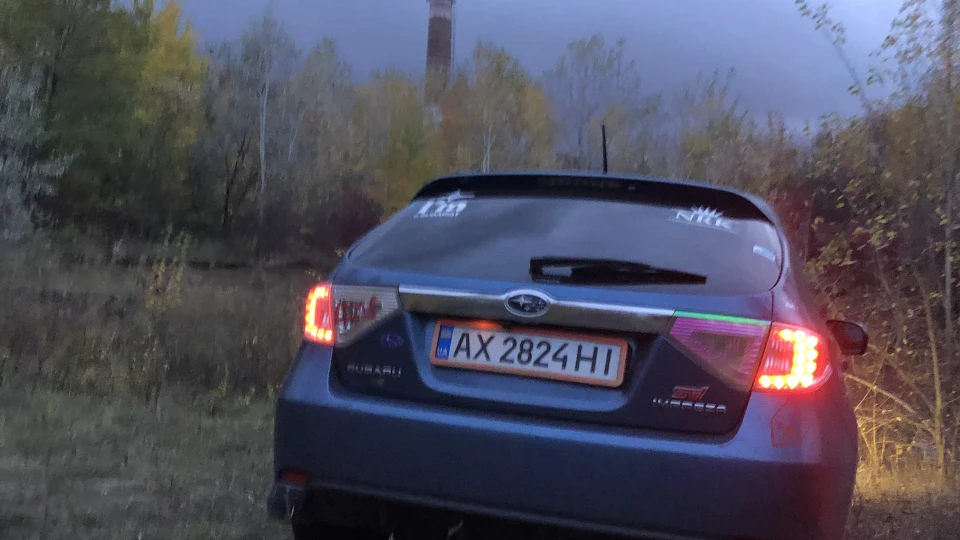 Subaru Impreza 2.0 RS SPORT 2