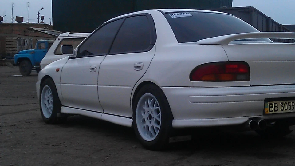 Subaru Impreza 2.0 Turbo GT 2