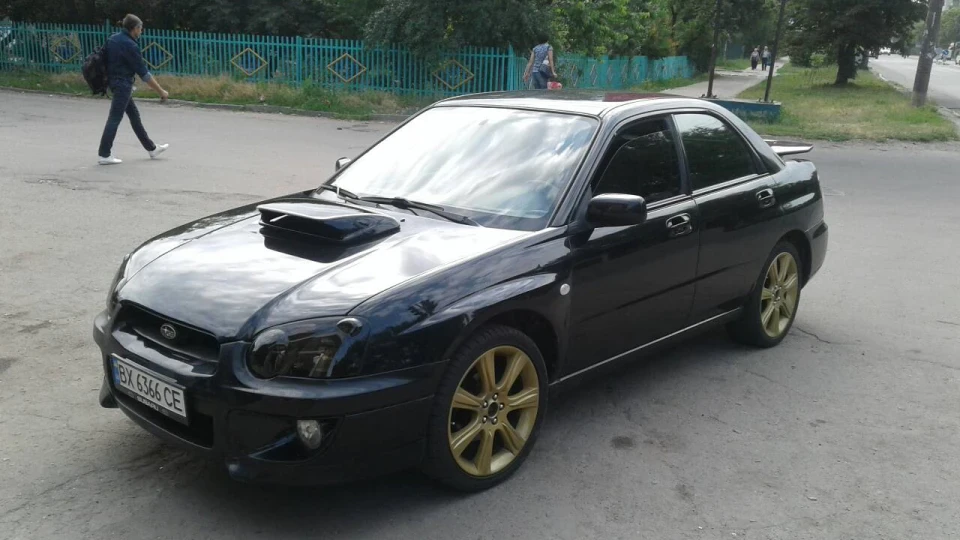 Subaru Impreza Чорна 2