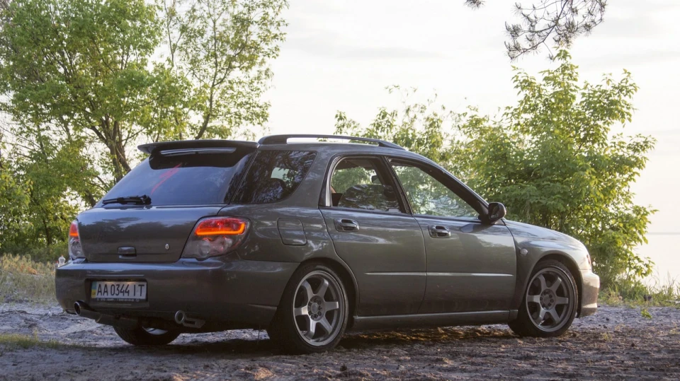 Subaru Impreza широко-крилий лего 2