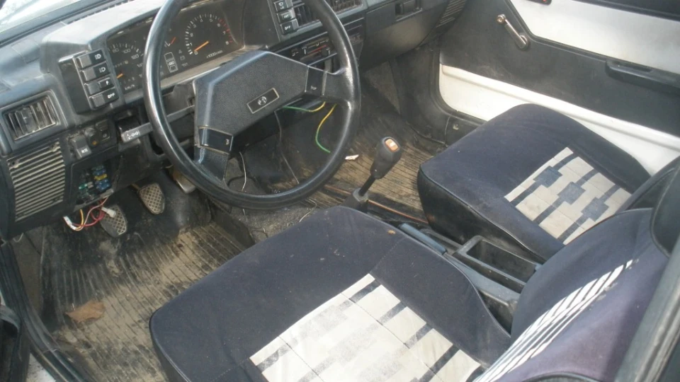 Subaru Justy 5