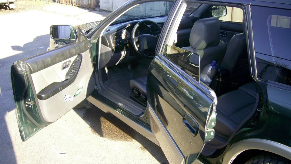 Subaru Legacy Outback 2
