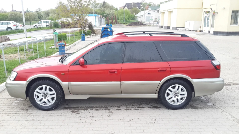 Subaru Legacy Outback Японський танк 4