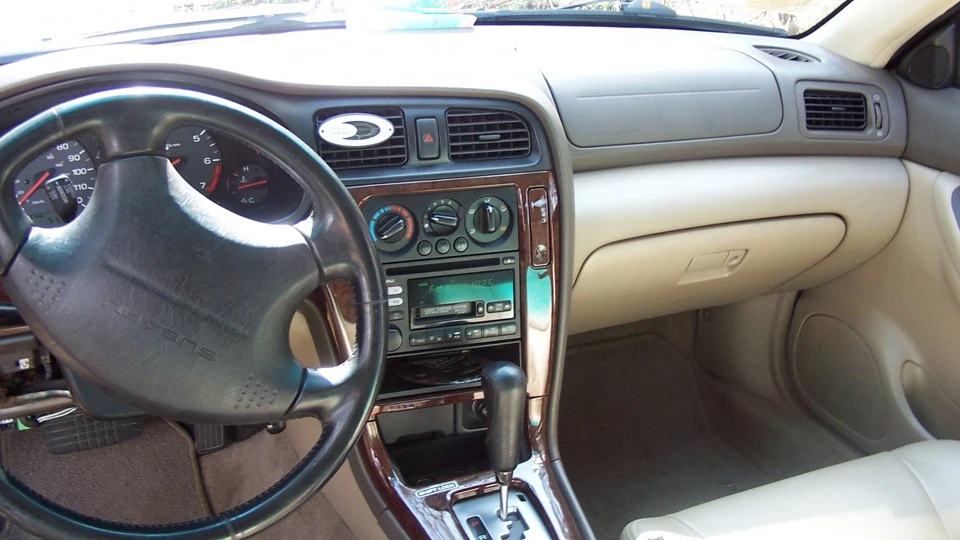 Subaru Legacy Outback ОпозитникГ) 5