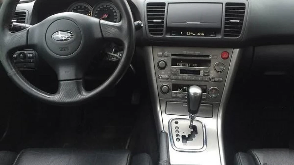 Subaru Legacy 2