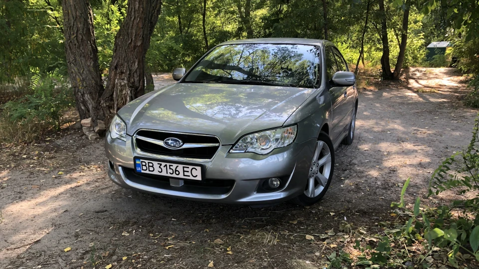 Subaru Legacy 2