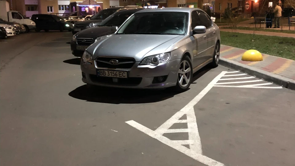 Subaru Legacy 4