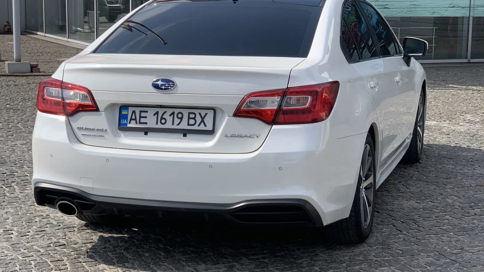Subaru Legacy 3
