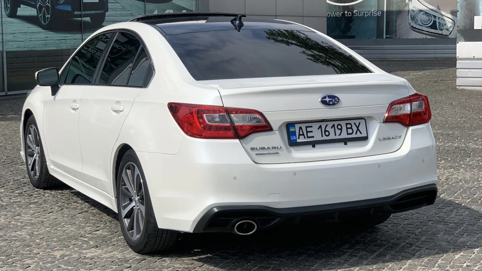 Subaru Legacy 4
