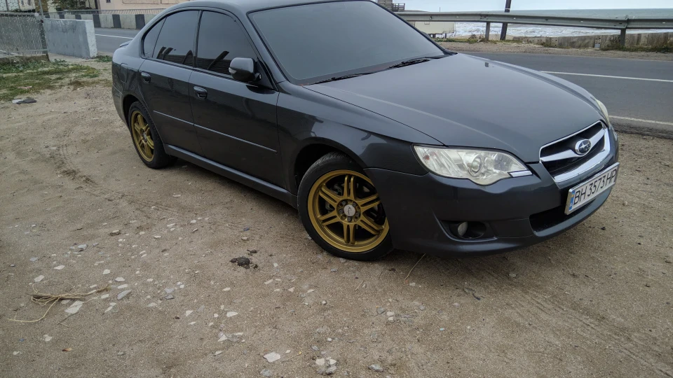 Subaru Legacy 2