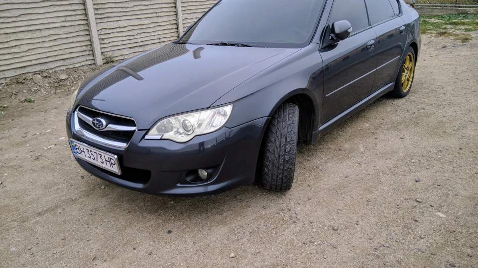 Subaru Legacy 3