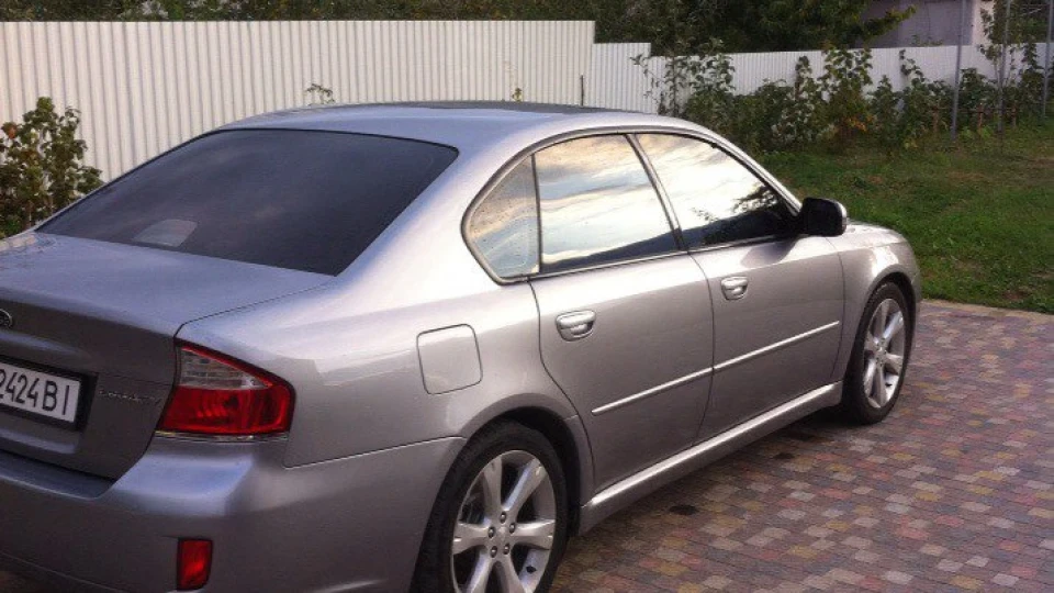 Subaru Legacy 2