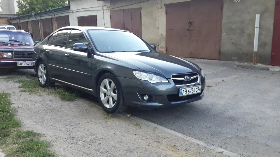 Subaru Legacy 2