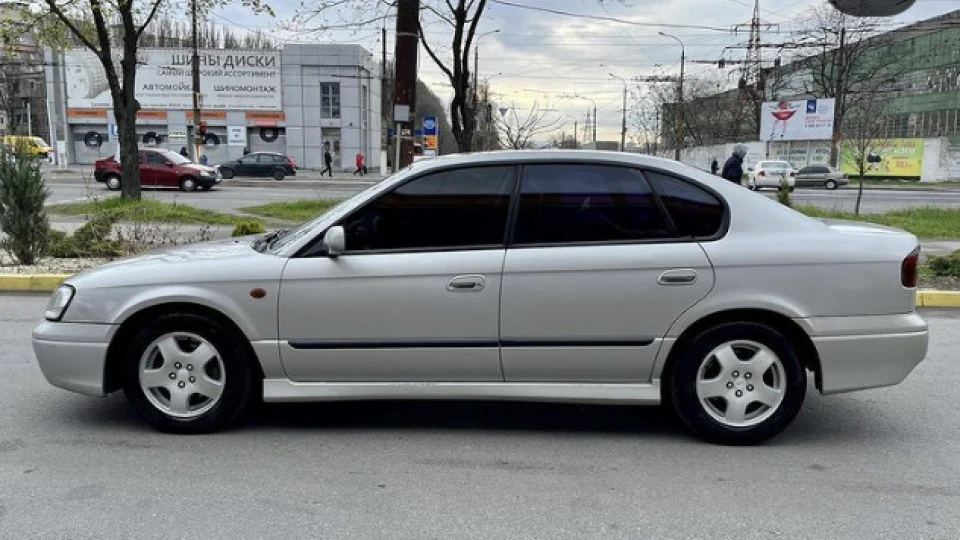 Subaru Legacy 3