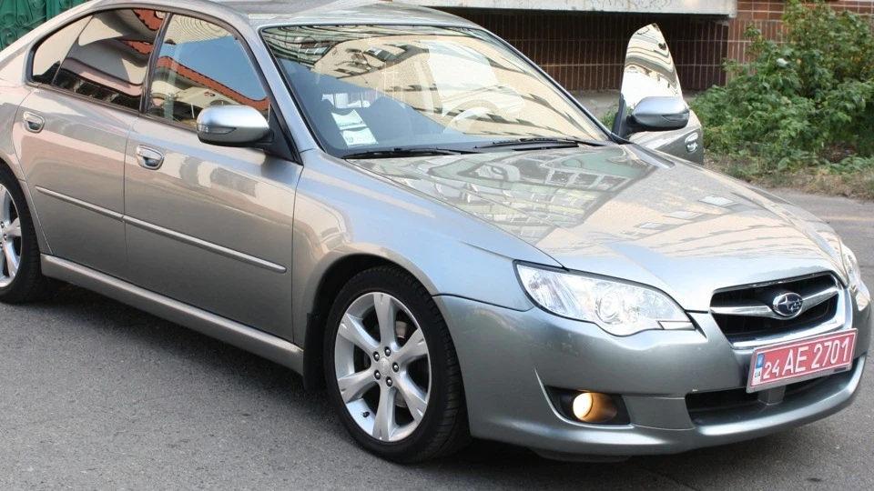 Subaru Legacy 2
