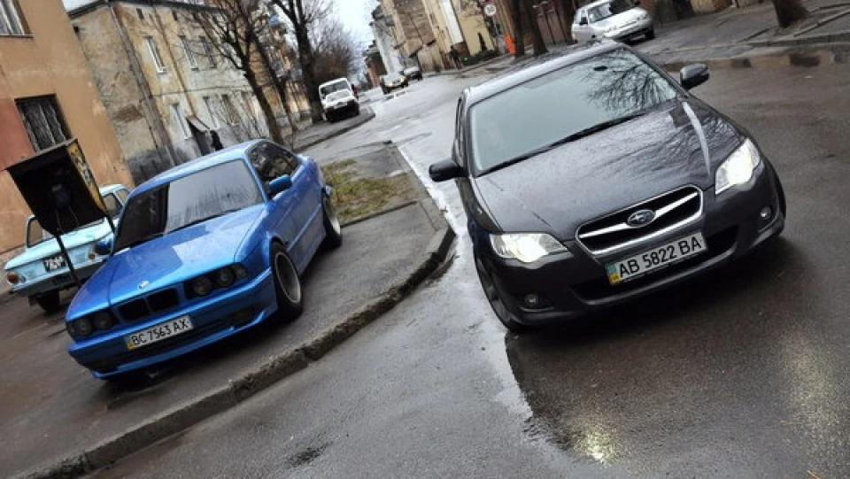 Subaru Legacy 2