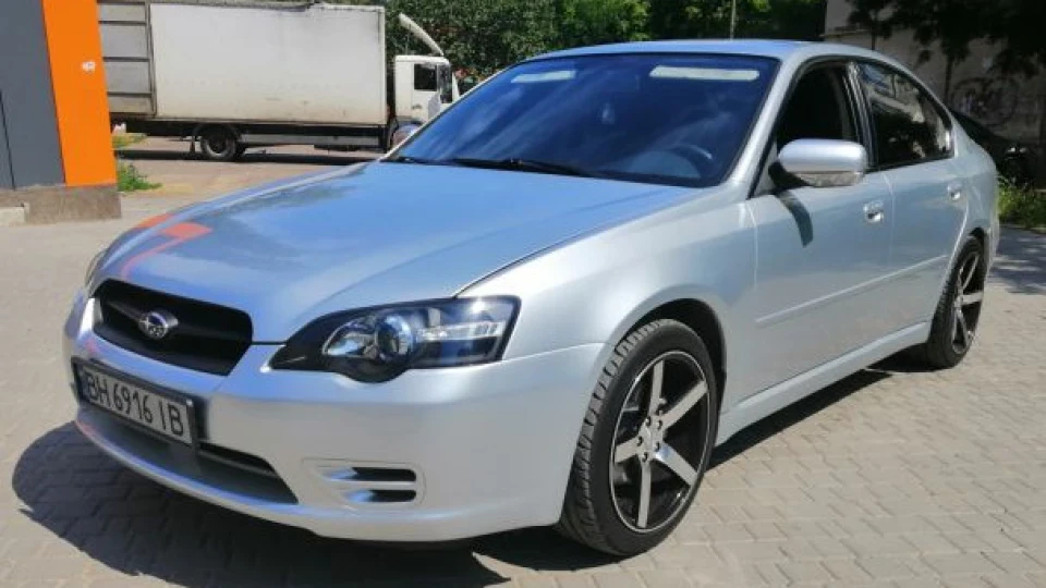 Subaru Legacy 2
