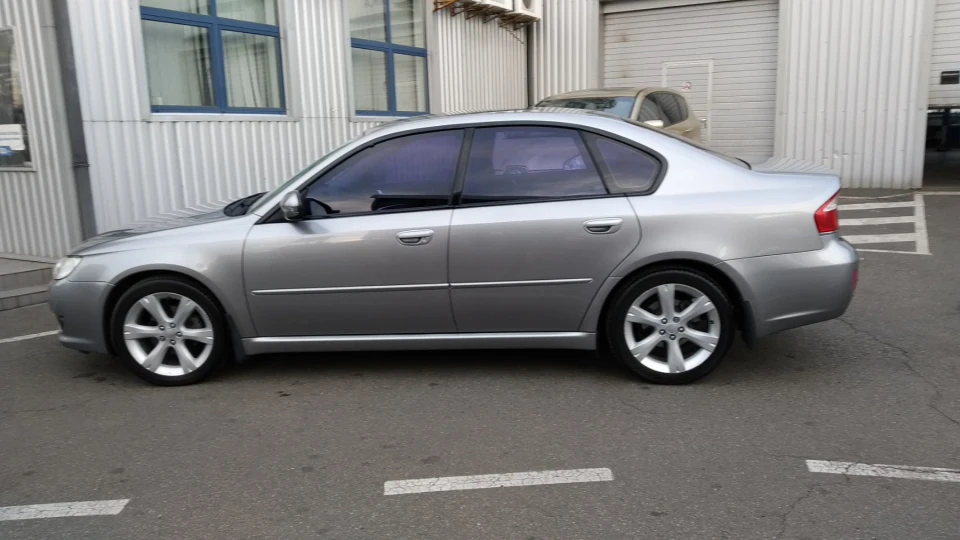 Subaru Legacy 3