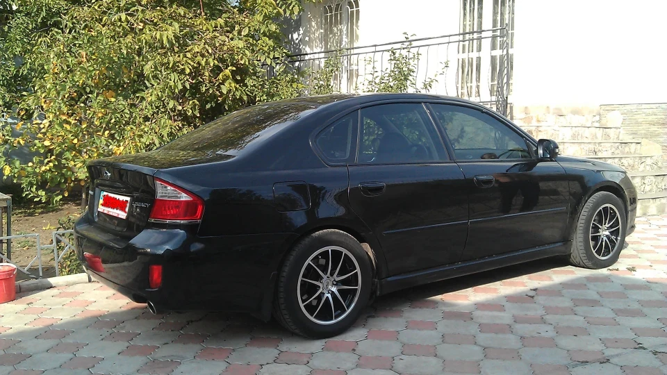 Subaru Legacy 2