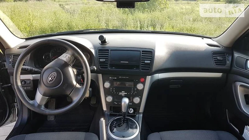 Subaru Legacy 2