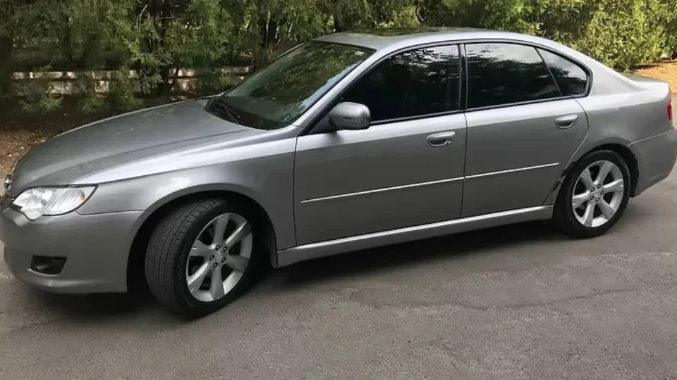 Subaru Legacy 2