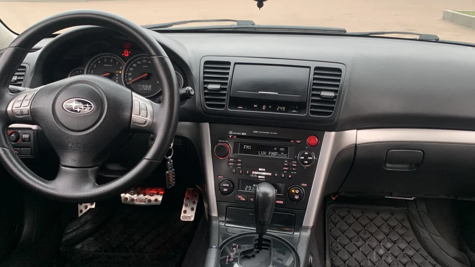 Subaru Legacy 2