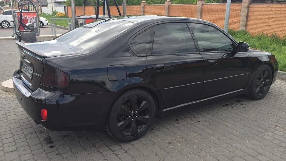 Subaru Legacy 2