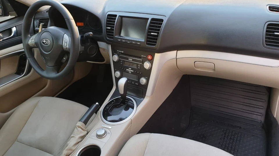 Subaru Legacy 3