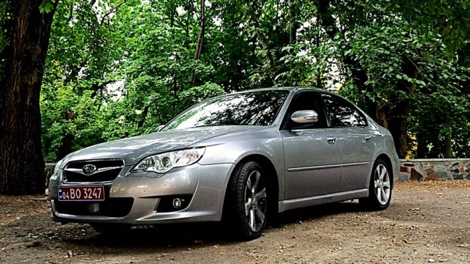 Subaru Legacy 2