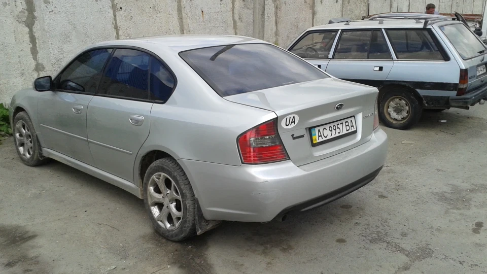 Subaru Legacy 2.0 (138л.с.)5-механіка 4