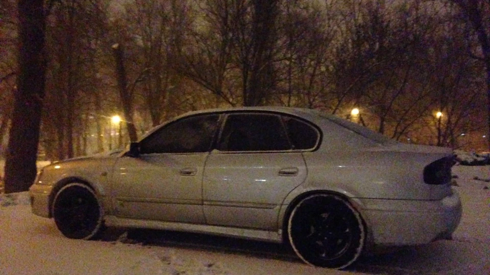 Subaru Legacy 2.0 Мех 3