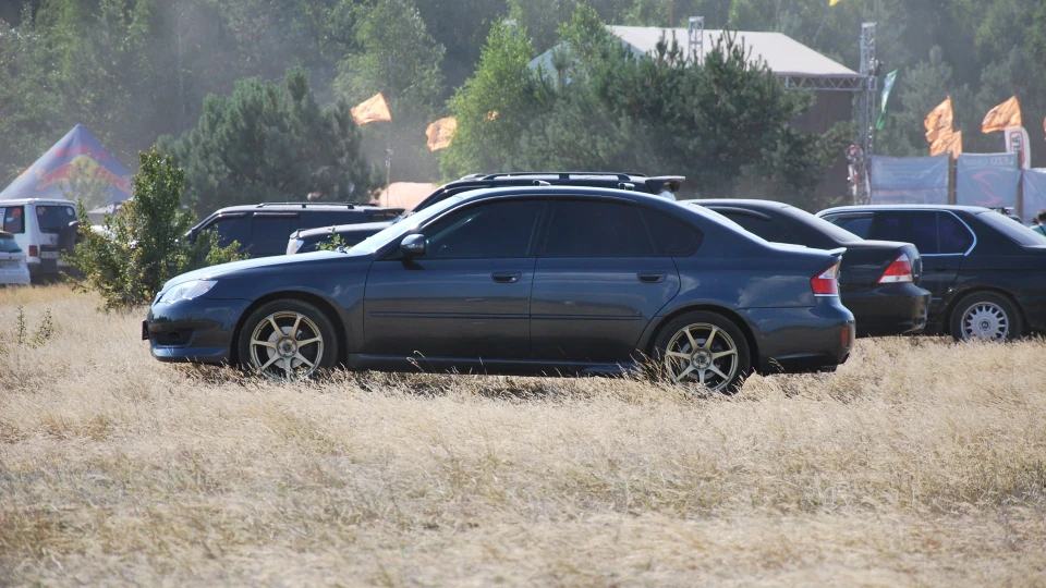 Subaru Legacy 2.0 MT SS 2
