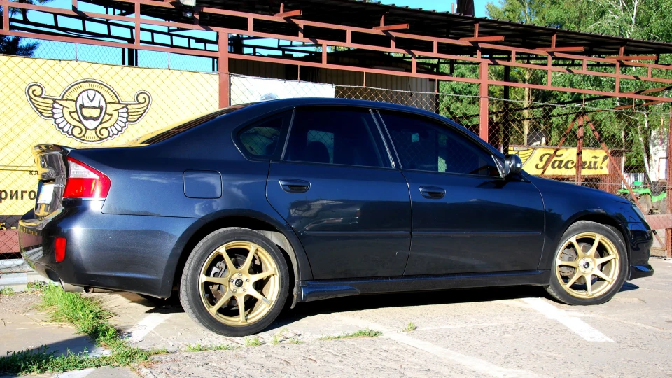 Subaru Legacy 2.0 MT SS 3