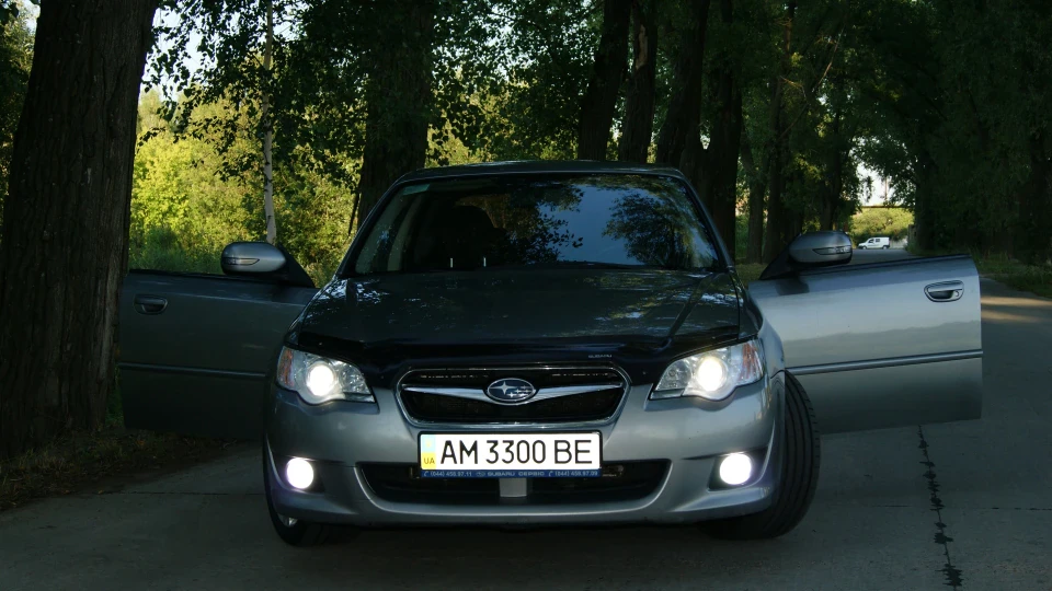 Subaru Legacy 2.0 МТ