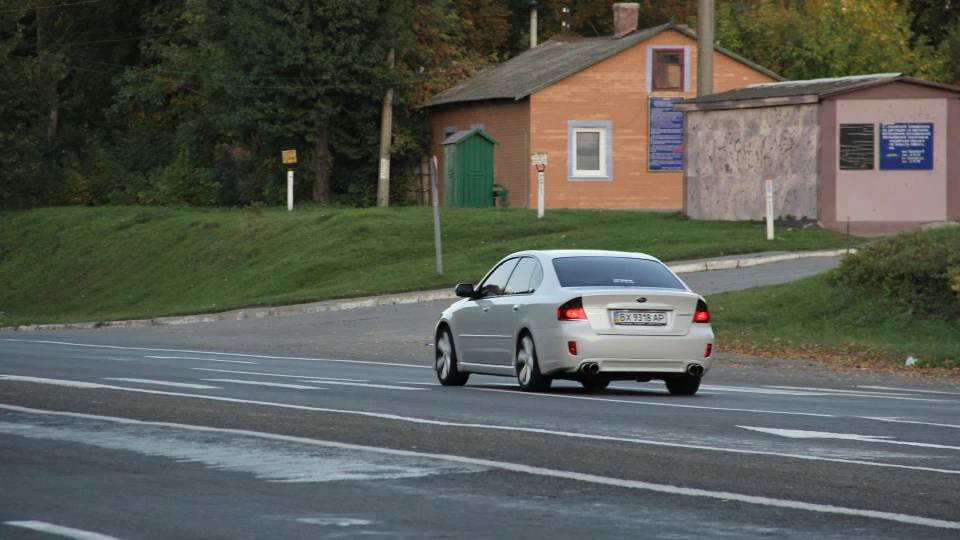 Subaru Legacy 2,0 R 5