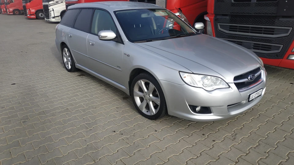 Subaru Legacy 2.0R