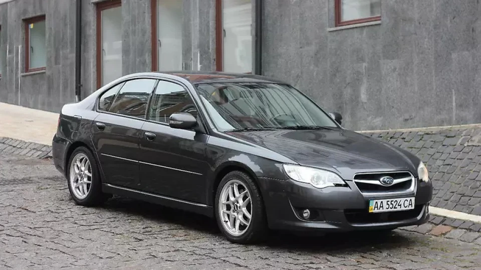 Subaru Legacy 2.0R 5