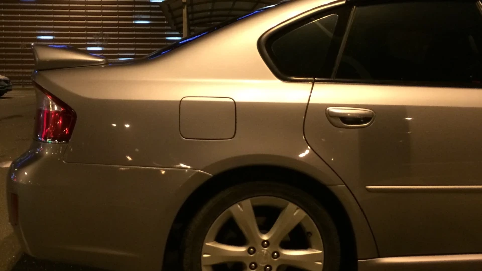 Subaru Legacy 2.5 MT 2